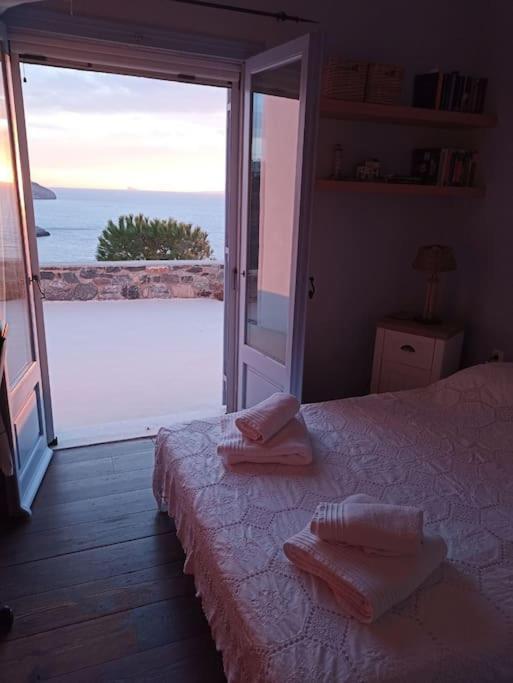 C & C _ Cycladic House With Endless Sea View Villa Ermúpoli Kültér fotó